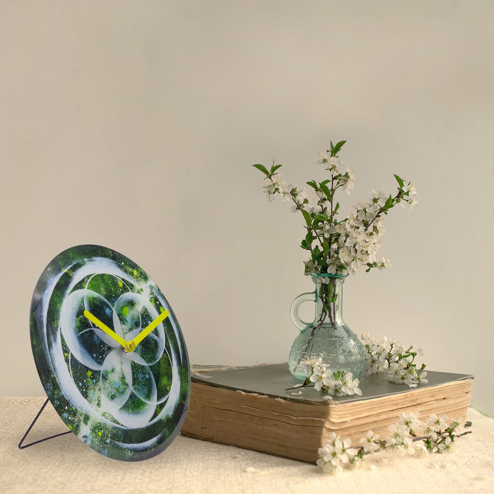 Table/Wall clock 20cm - Silent - Green - Tempered Glass - 